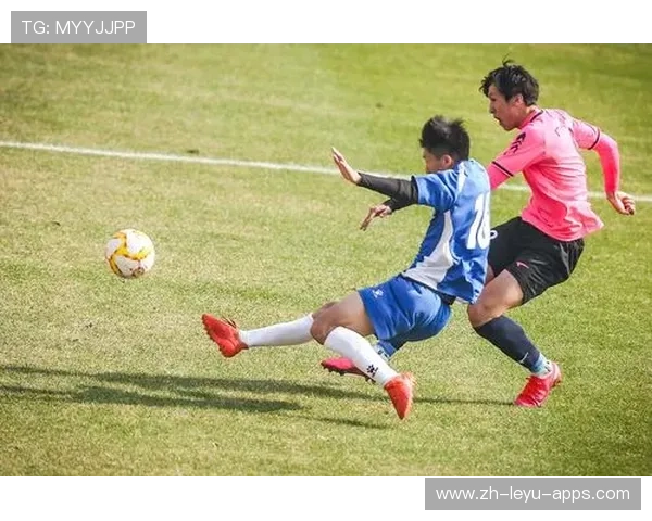 中国足球青少年足球推广向乡村地区持续扩展，【特写】中国青少年足球_大浪潮与小现实