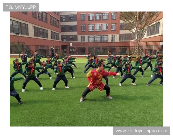 俱乐部推动“青少年运动+文化艺术”深度结合，打造特色品牌