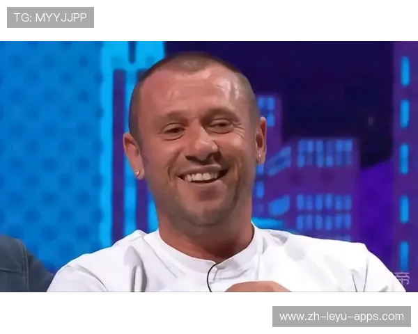 职业选手的战术洞察：他是如何通过录像预测走向的